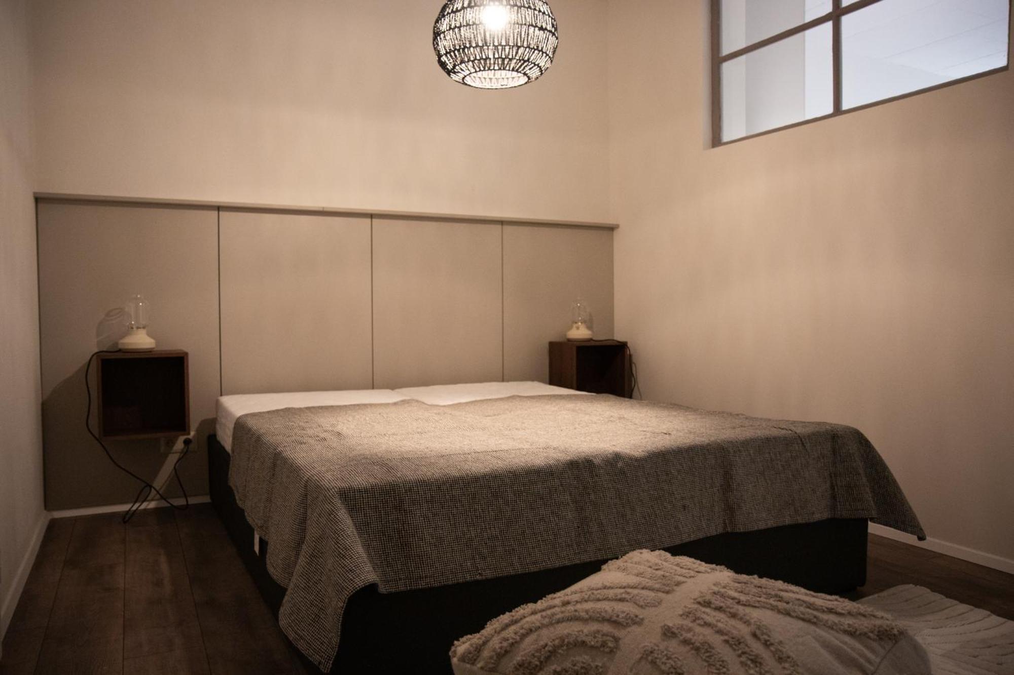 Capital Apartment *